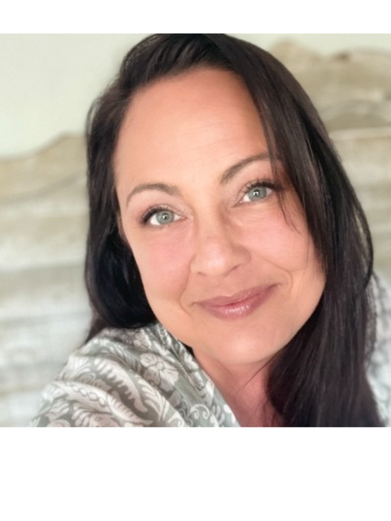 Laura Starks Headshot