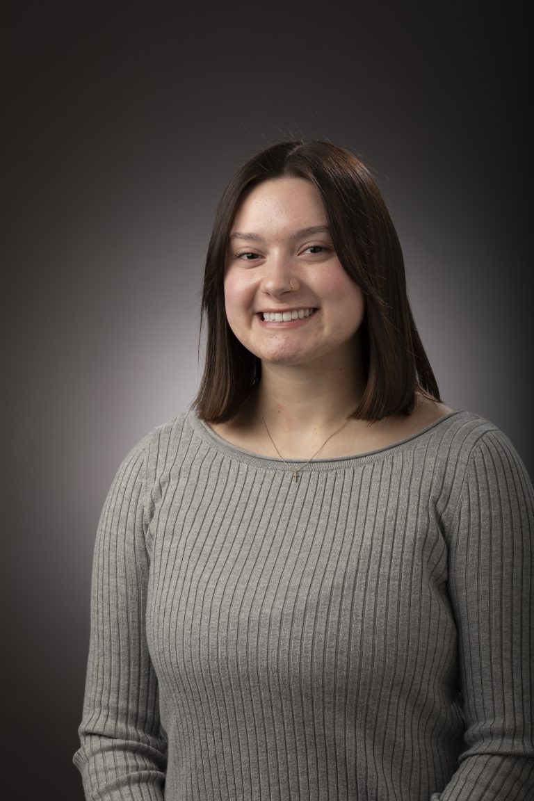Samantha Rios Headshot